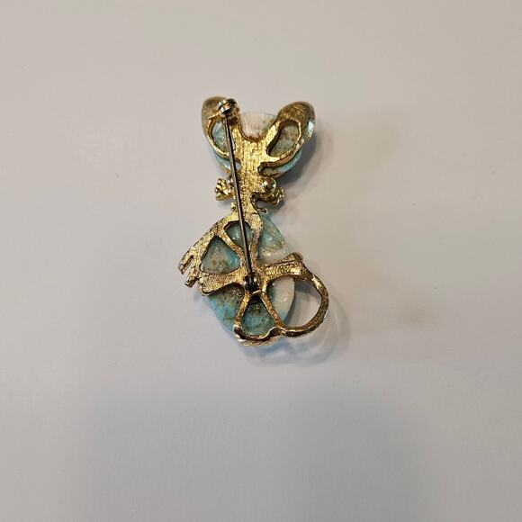 Distinctive Sphinx Cat Brooch:  Gold-Plated, Faux Turquoise, Red Crystal Eyes - Picture 11 of 12